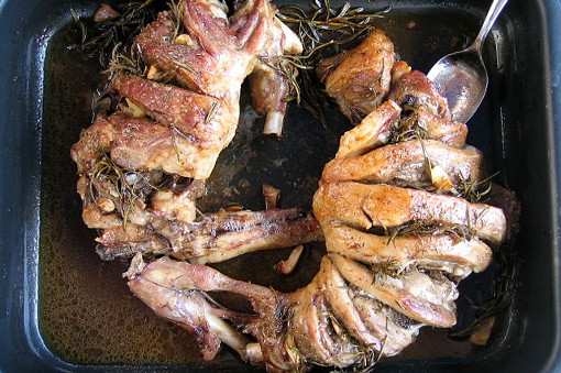 Agnello con carta identita