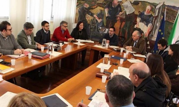 Outlet, incontro in Provincia