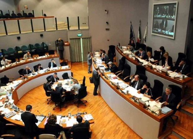 Consiglieri regionali indagati