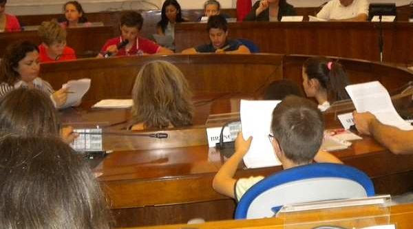 Fano, prima seduta per il nuovo Consiglio delle bambine e dei bambini 