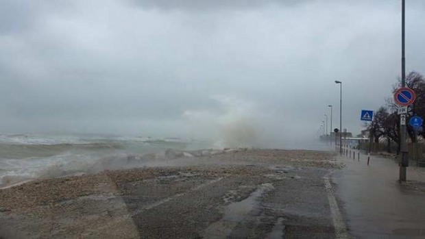 Maltempo in arrivo, crollano le temperature