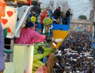 Carnevale 2016, vietati ombrelli e bombolette spray
