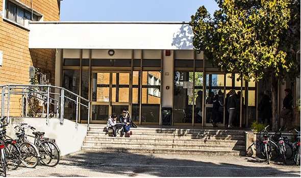 Scuola, 49% sceglie liceo