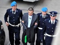 Varani tenta sucidio