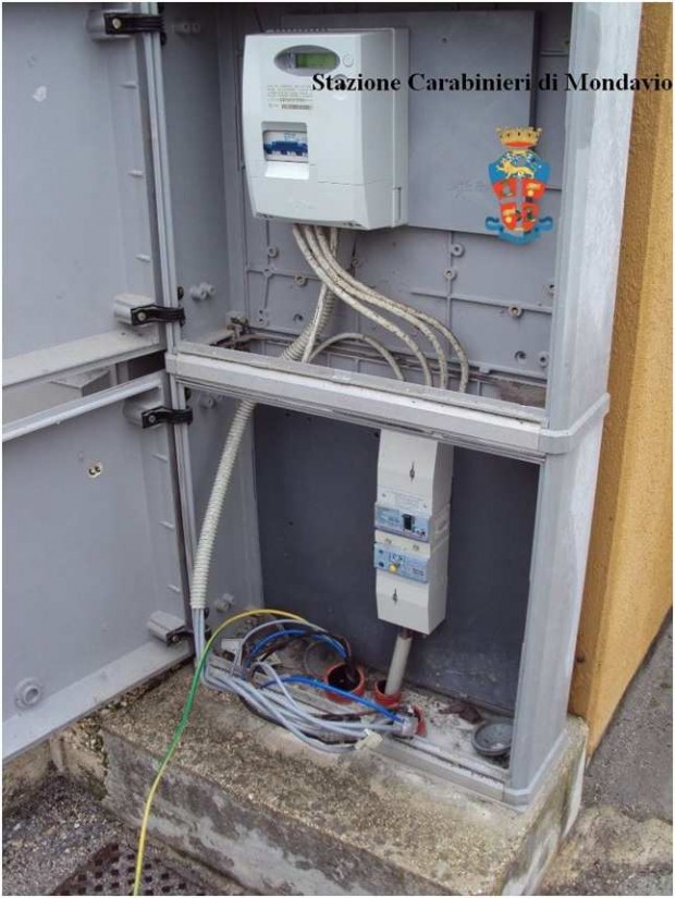 Furto corrente elettrica