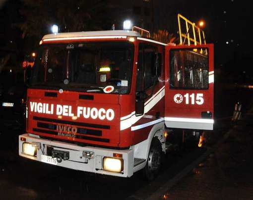 A fuoco furgone