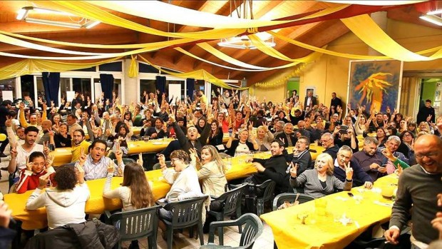 In 320 allo Yellow Party