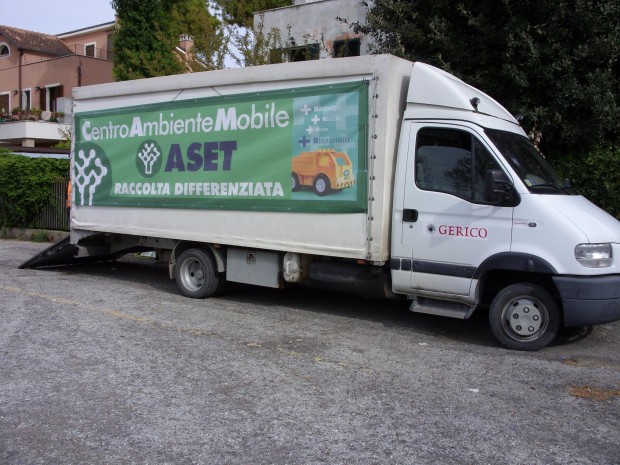 Centro ambiente mobile chiuso ad agosto