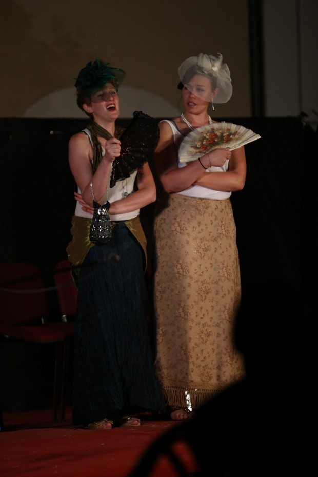 A teatro con Oscar Wilde, protagonisti gli allievi del corso teatrale di Stacciola