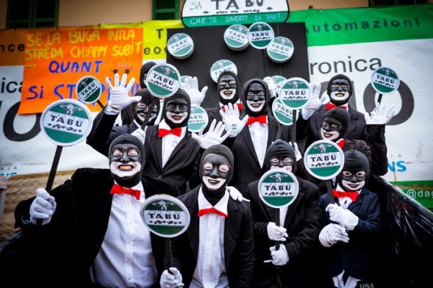 Arrivano le tribune, il Carnevale 2016 pronto ad invadere viale Gramsci