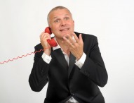 Al teatro di San Costanzo si ride con Max Paiella