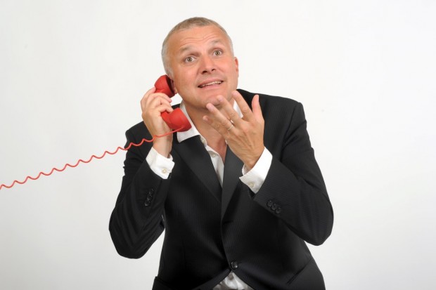 Al teatro di San Costanzo si ride con Max Paiella