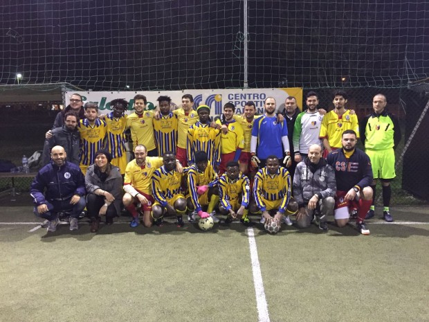 Sport solidale, squadra di profughi africani al campionato di calcio a 5 CSI