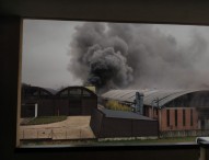 Incendio in un’azienda di verniciature, un ferito