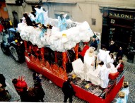 Torna il Carnevale Pergolese con la sfilata dei carri e dei gruppi mascherati