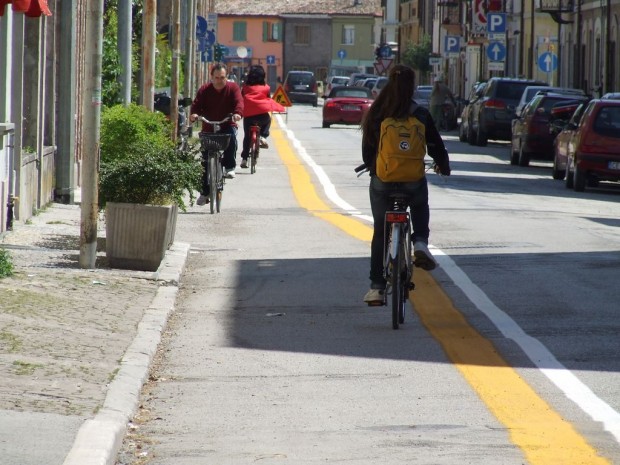 Forbici: Più tutele per chi usa la bicicletta