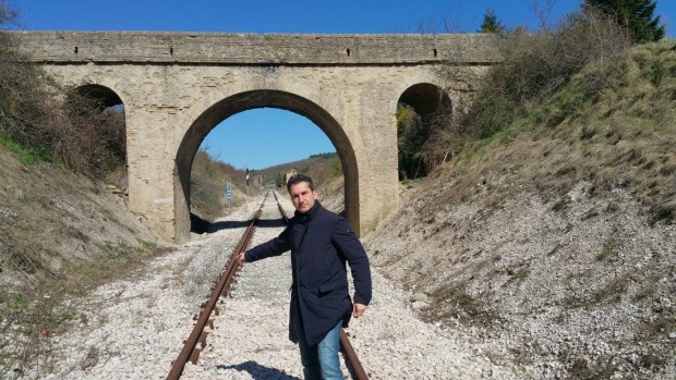 Ferrovia Pergola Fabriano, sopralluogo del sindaco Baldelli: “Va ripristinata e valorizzata”