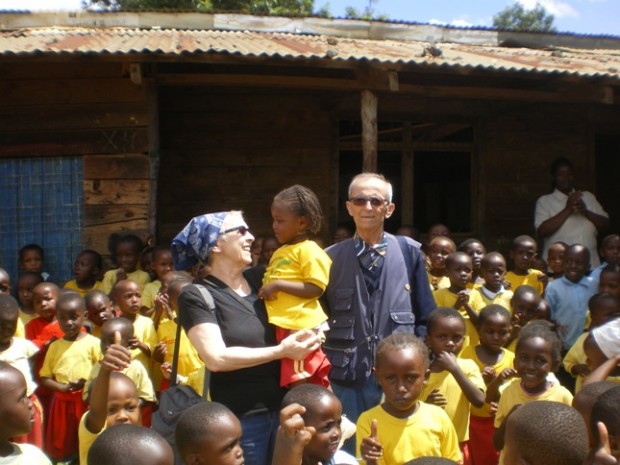 Gli Amici del Centro Socio-Sportivo di Mondolfo donano campo da basket a Kanyama (Zambia)