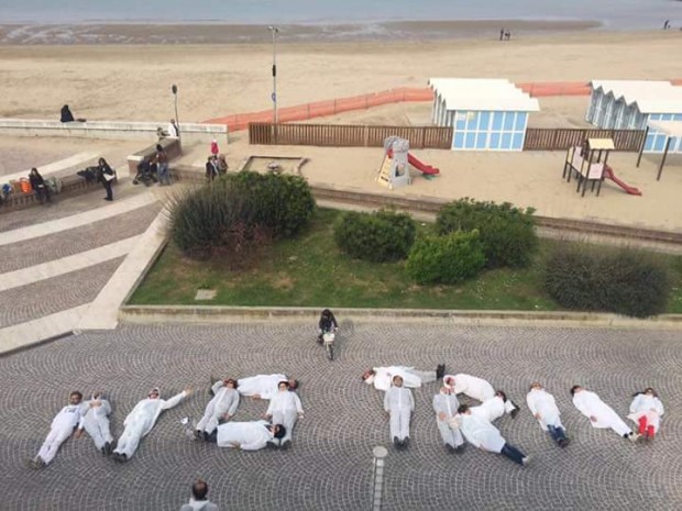 Flash mob per il referendum del 17 aprile
