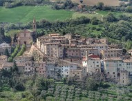 Cartoceto a Pesaro per il photowalk 2016, la promozione passa per le eccellenze