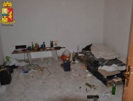 In una casa cantoniera la polizia trova 20enne e piantagione di canapa