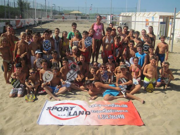 Domenica a Fano oltre 100 beach tennisti da tutta Italia