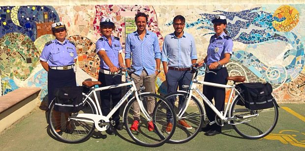 Vigili a piedi a Mondolfo ed in bici a Marotta