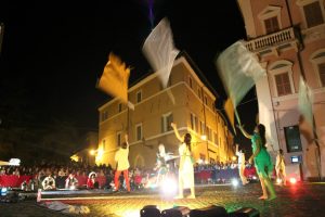 Pergola Rievocazione Storica Lo Spettacolo di Fuochi