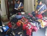 Fossombrone, carabinieri sequestrano 1500 capi contraffatti per fiera S. Matteo