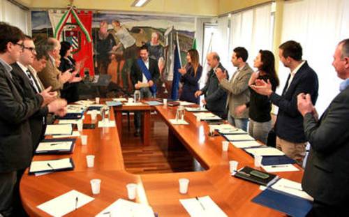 Due nuovi Comuni mediante fusione, consiglio provinciale dà parere favorevole