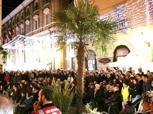 15442109_10211215549455396_6661176860387022975_n