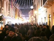 A Pergola boom di visitatori e tanta solidarietà per l’inaugurazione della CioccoVisciola di Natale