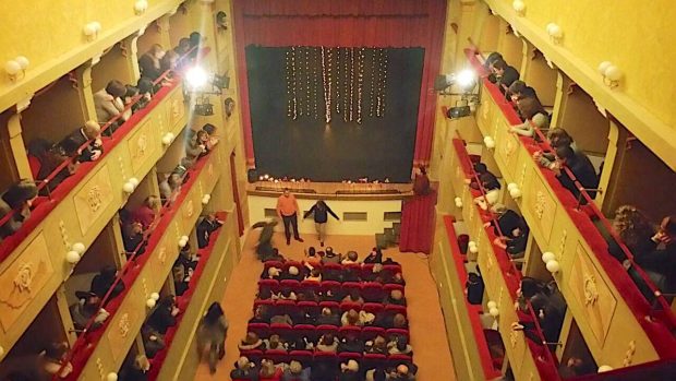 Boom di abbonamenti per la stagione teatrale di Pergola