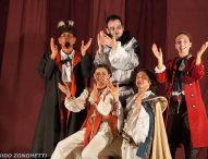 Al teatro Apollo arriva la commedia dell’arte con Il Carro dei Comici