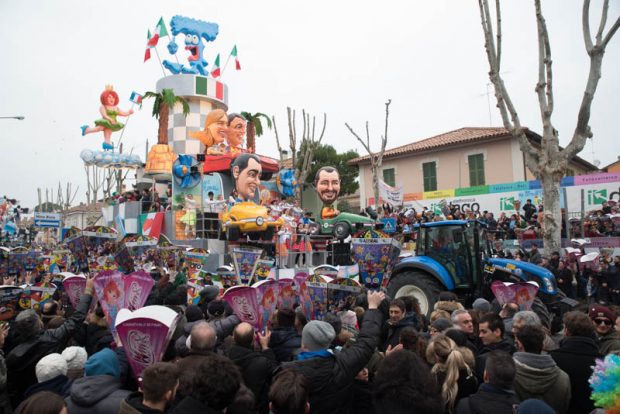 Esordio da record per il nuovo Carnevale: oltre 50mila persone