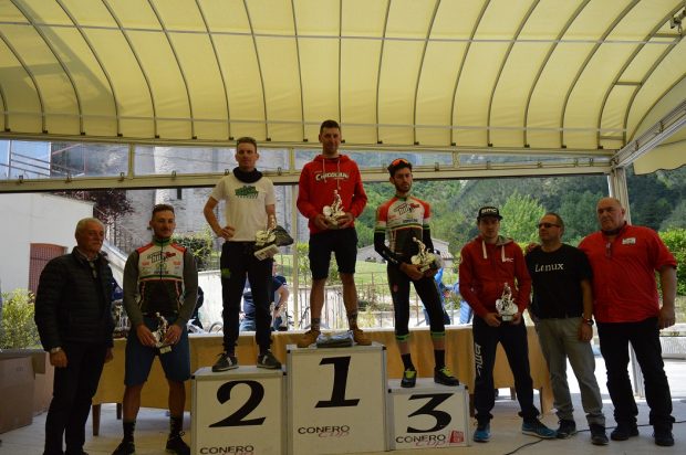 Vola il Bike Therapy Pergola, due secondi posti alla Granfondo Frasassi Bike Race