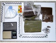 Hascisc e cocaina, tre marocchini in manette