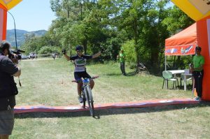 19106040_1377022412353111_1132675944842683220_n