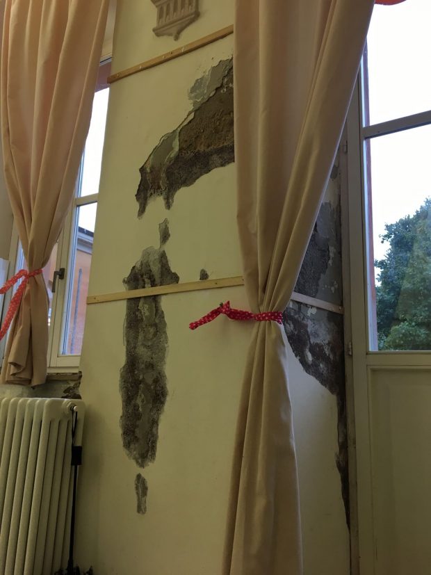 Fano, l’opposizione: “Strutture scolastiche imbarazzanti”