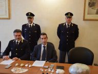 Operazione antidroga della Polizia: effettuati due arresti. Sequestrati cocaina e marijuana