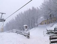 Monte Catria, oltre 20 centimetri di neve. SI spera di aprire le piste