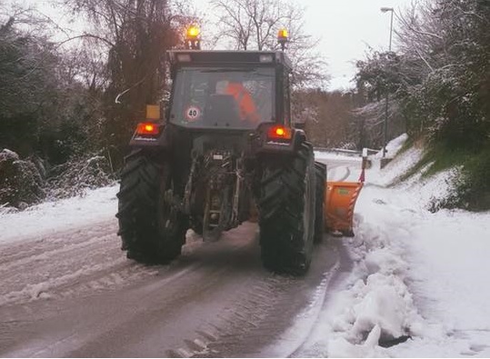 Emergenza maltempo, i consigli di Aset per proteggere dal gelo i contatori dell’acqua. Personale e mezzi spazzaneve pronti a entrare in azione