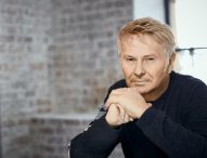 Al teatro di Cagli data zero di “LUCIO! Tour”, Ron omaggia l’amico Lucio Dalla