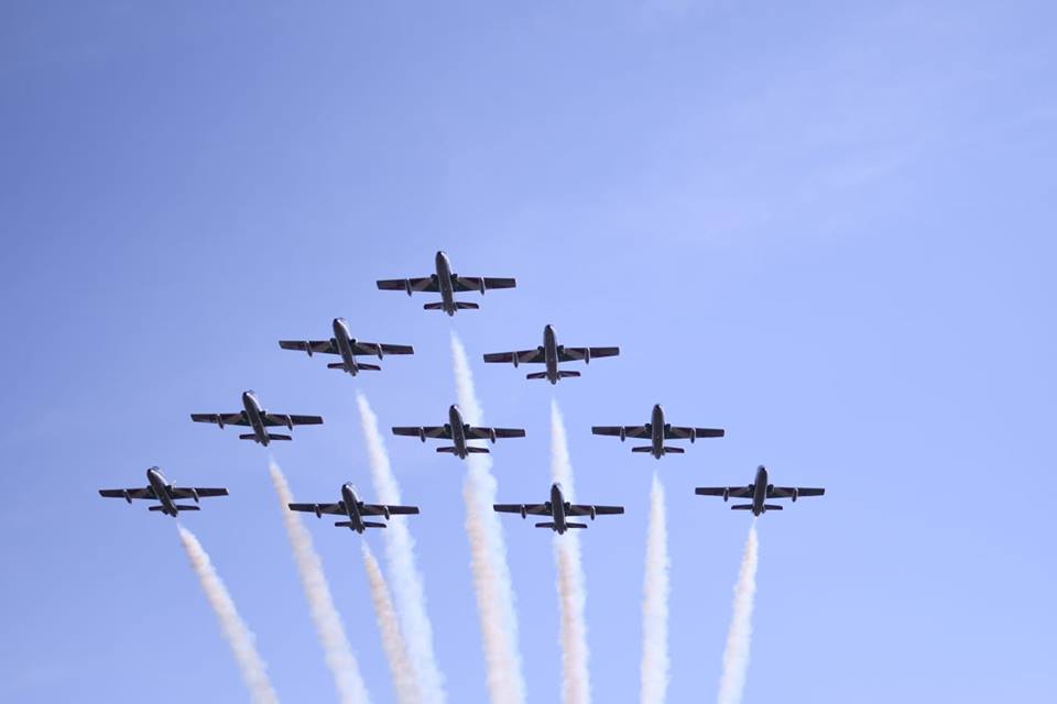 35483278_1277235699045721_8587006515225821184_n