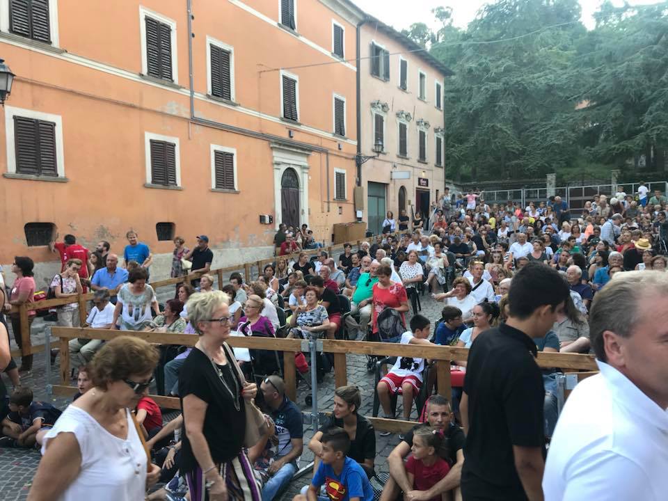 39391348_10216642921336301_244937217477181440_n