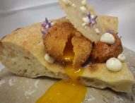 La pizza Rossini rivisitata dallo chef pluripremiato Gianluca Passetti