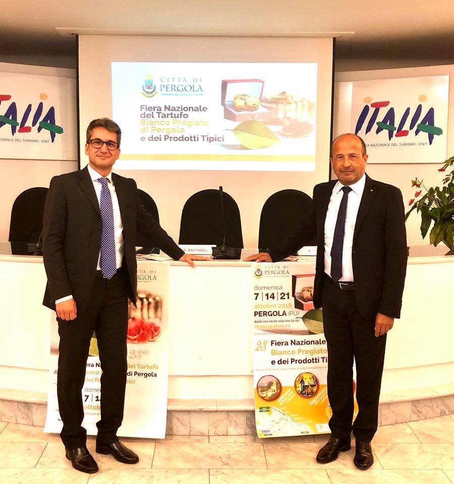pergola presentazione fiera nazionale tartufo-enit roma-2
