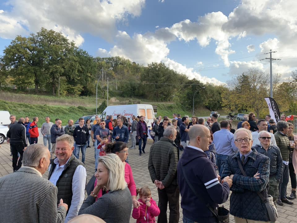 44851522_10217235722875969_8192746844078473216_n