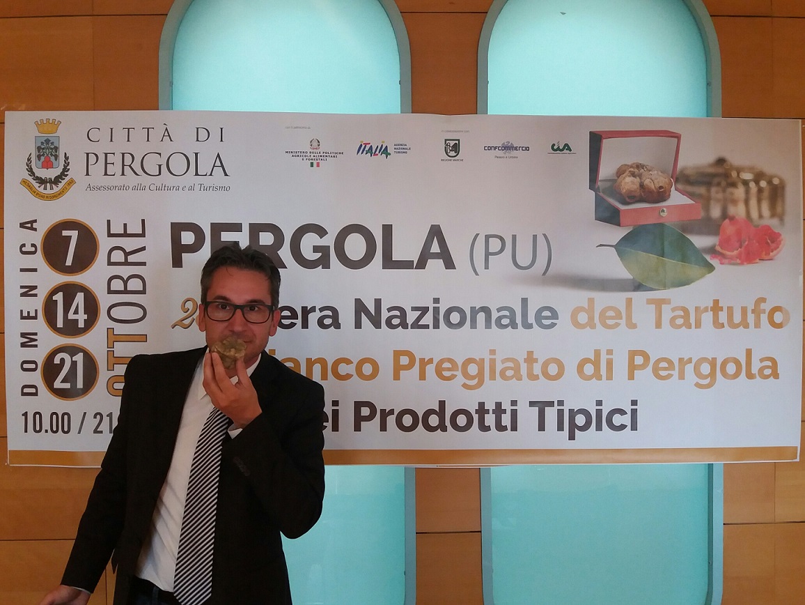pergola fiera tartufo presentazione-ott2018-4