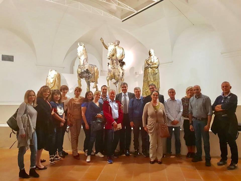 pergola fiera tartufo tour operator